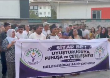 Gençlik meclisinden Gazi mahallesinde uyuşturucuya karşı çağrı