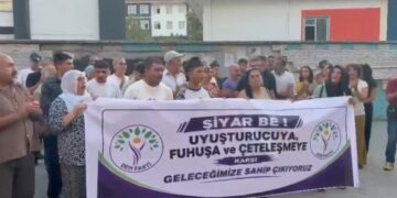 Gençlik meclisinden Gazi mahallesinde uyuşturucuya karşı çağrı
