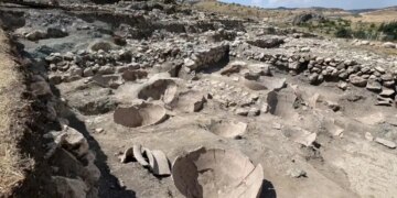 8 bin yıllık Hattuşa Antik Kenti’nde heyecanlandıran keşif: 3 bin 800 yıllık küpler gün yüzüne çıkarıldı