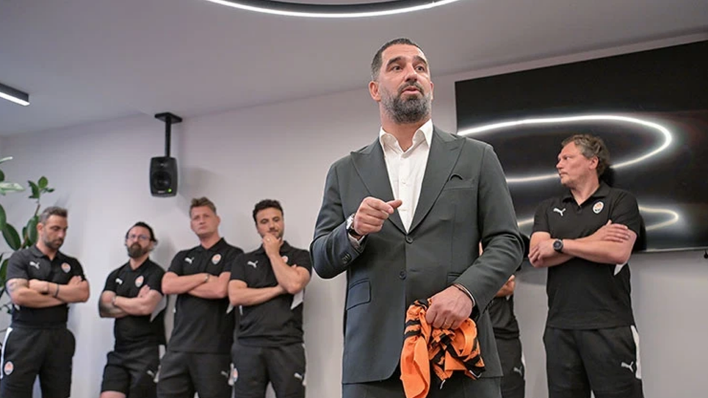 Arda Turan’ın Kiev'de Zor Gecesi: Oyuncularıyla Sığınağa Saklandı