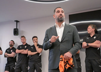 Arda Turan’ın Kiev'de Zor Gecesi: Oyuncularıyla Sığınağa Saklandı
