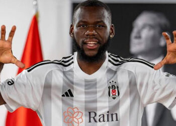 Beşiktaş Onana'yla Yolları Ayırdı
