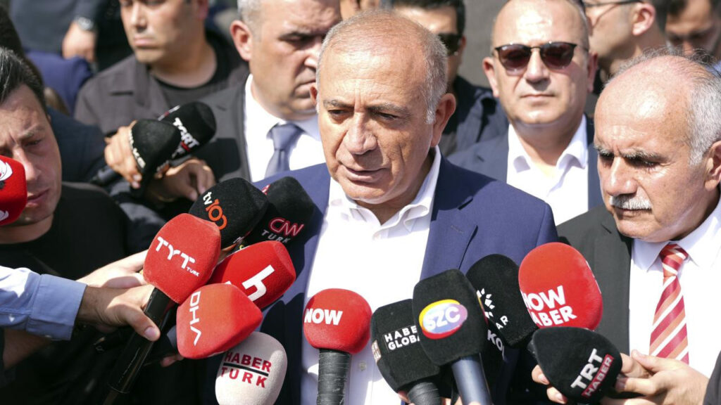 CHP Cumhurbaşkanı Adayını Açıklamaya Hazırlanıyor! Gürsel Tekin O Tarihe İşaret Etti