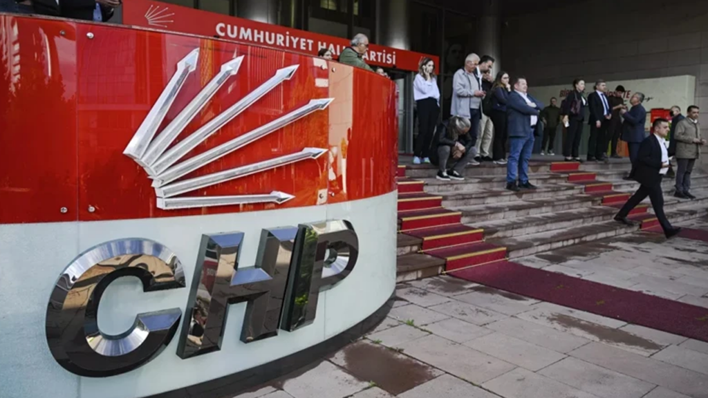 CHP Kongre Süreci İçin Düğmeye Bastı: 5 İle Yeni Yönetim Atandı
