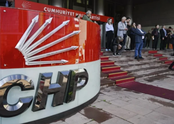 CHP Kongre Süreci İçin Düğmeye Bastı: 5 İle Yeni Yönetim Atandı