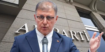 Cemil Tugay'dan AK Parti İddiasını Güçlendiren Hamle: Gruptan Ayrıldı