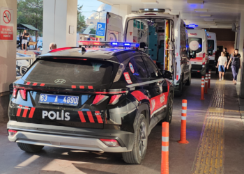 Çocuk İstismarı Şüphelisine Hastanede Silahlı Saldırı: 2 Ağır Yaralı