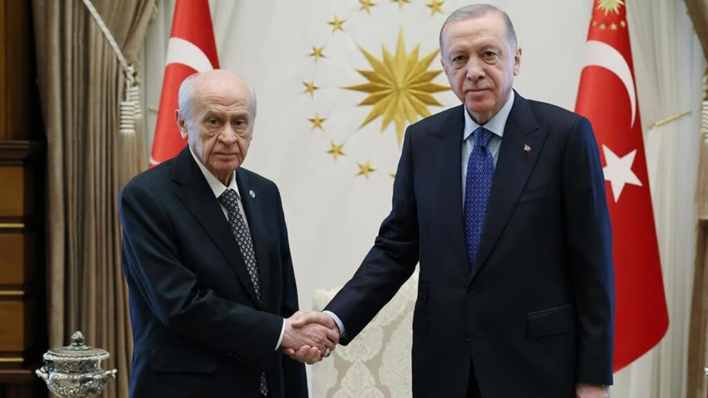Cumhurbaşkanı Erdoğan Devlet Bahçeli ile Görüşecek: 'Çerçeve Yasa' Teklifi Sonrası Beştepe'de Kritik Zirve