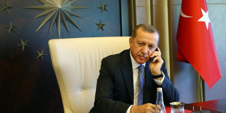 Cumhurbaşkanı Erdoğan'dan Telefon Trafiği