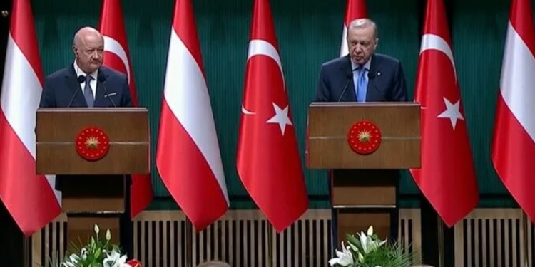 Cumhurbaşkanı Erdoğan'dan Vize ve Gümrük Birliği Mesajı: 'AB'nin Atacağı Adım Hepimizin Menfaatine'