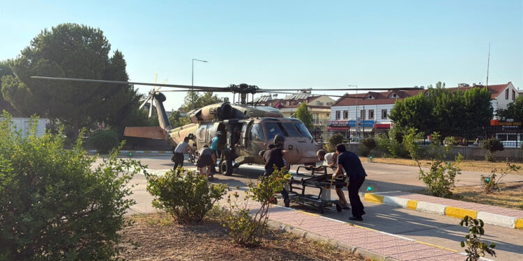 Fethiye'de Yamaç Paraşütü Faciası: Pilot ve Turist Öldü