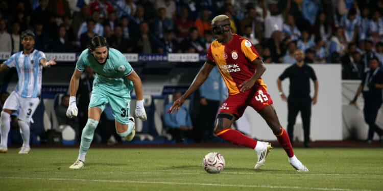 Galatasaray, Erzurum'da Gol Olup Yağdı: Osimhen Yıldızlaştı
