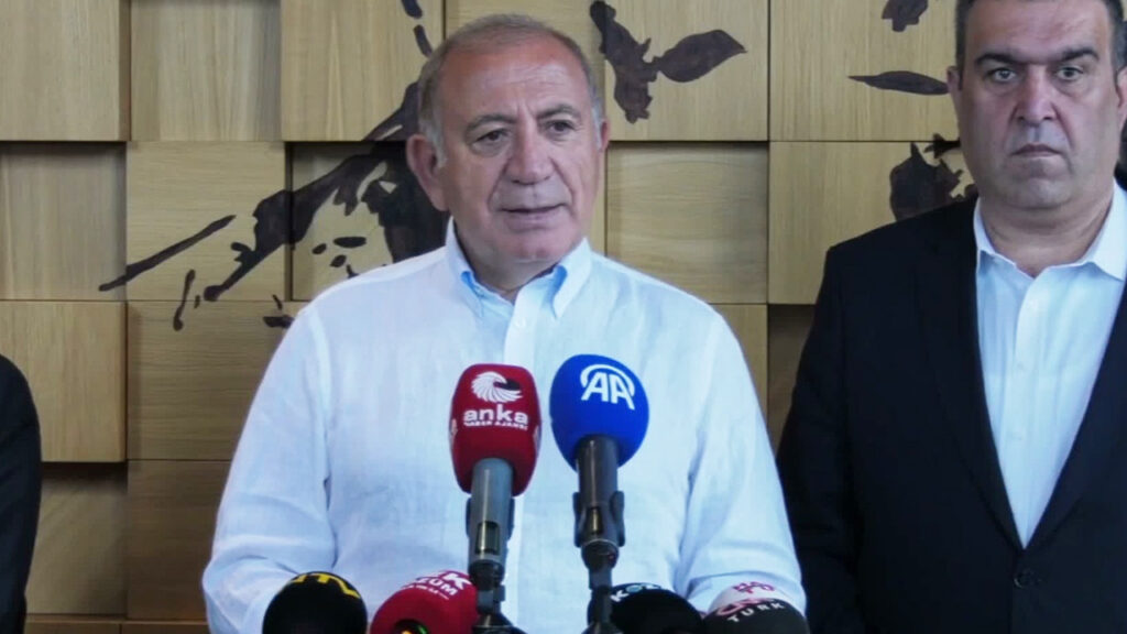 Görevden Alındı mı? Gürsel Tekin'den Bomba Açıklamalar: 'Kefenimi Giydim, O Başkanlar Radarımda'
