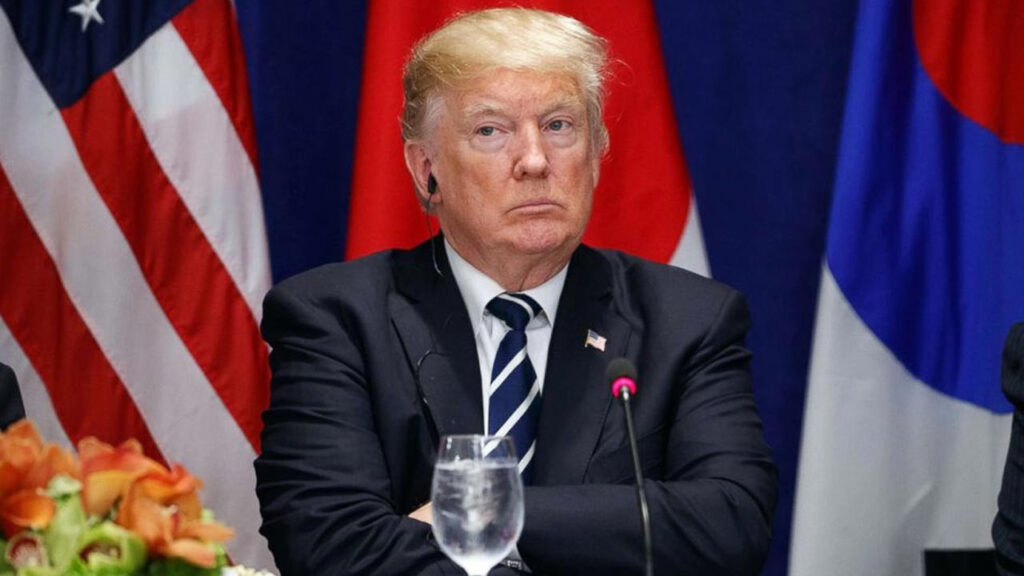 İran'ın Misillemesi Trump'ı Öfkelendirdi: 'Onları Sert Vuracağız'