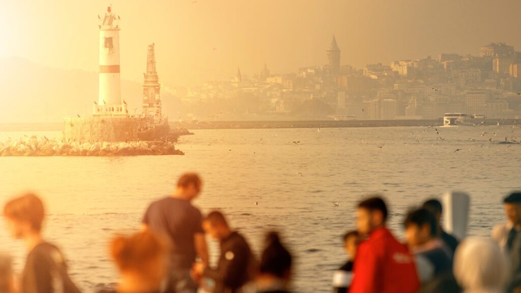 İstanbul’da Poyraz Duruyor, Nem Yüzde 70’e Çıkacak: Uzmanlar Gün Verdi, 2026’nın En Uzun ve En Yüksek Sıcak Hava Dalgası Geliyor