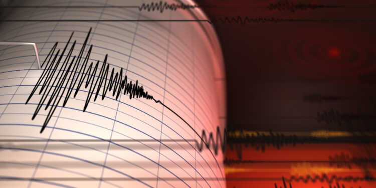 İzmir Açıklarında 3.7 Büyüklüğünde Deprem