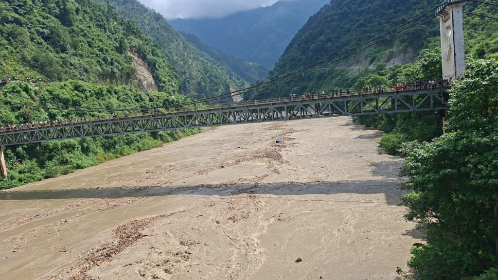 Nepal'de Sel Felaketinde Bilanço Ağırlaşıyor! Yüzlerce Can Kaybı
