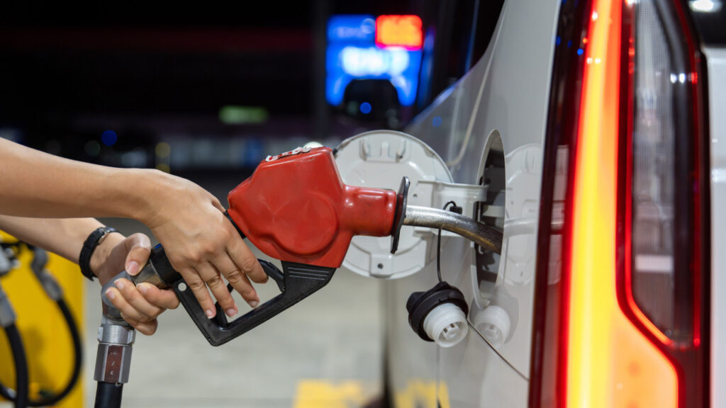 ÖTV İndirimi Buhar Oldu! Motorin ve Benzine Dev Zam