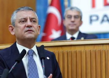 Özgür Özel Tek Tek Açıkladı: İşte YENİ Parti'nin 7 Soruluk Sınavı