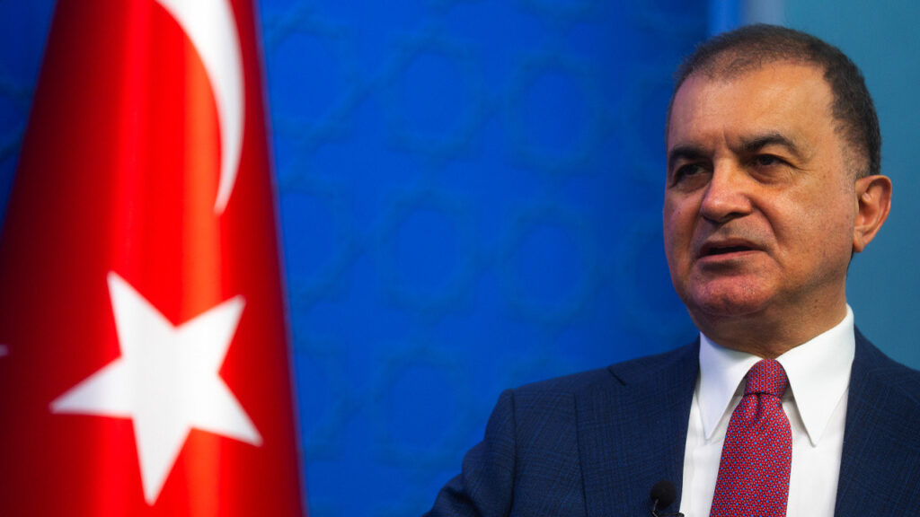 Suriye'de Taşlar Yerinden Oynuyor: Ömer Çelik Ankara'nın Yol Haritasını Duyurdu: 'Önemli Bir Eşik Geçildi'