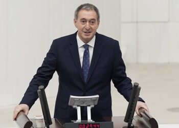 Bakırhan: Kürt meselesi çatışma zemininden hukuk zeminine taşınmıştır
