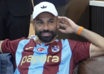 Trabzonspor Yıldızına Kavuşuyor, Muhammed Salah'ı Taşıyan Uçak İstanbul'a İndi