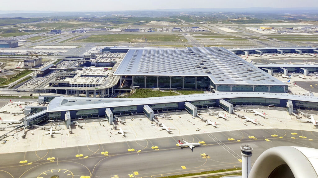 Uçakların Yerde Bekleme Çilesi Bitiyor: İstanbul Havalimanı'nın 4. Ana Pistinde Son Viraj
