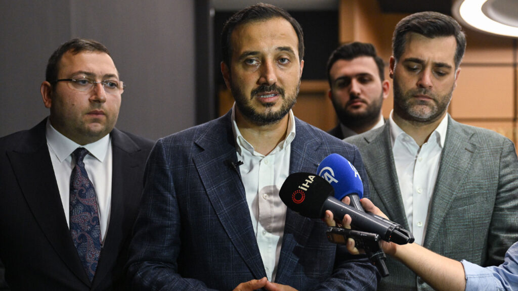 Üsküdar'da Seçim Depremi: AK Parti 'Tiyatro Var' Diyerek Sonuçlara İtiraz Edecek
