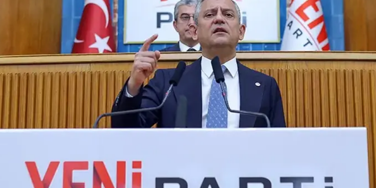 YENİ Parti'de 'Ekim' Hazırlığı: Vitrin Değişiyor, A Takımı Yenileniyor