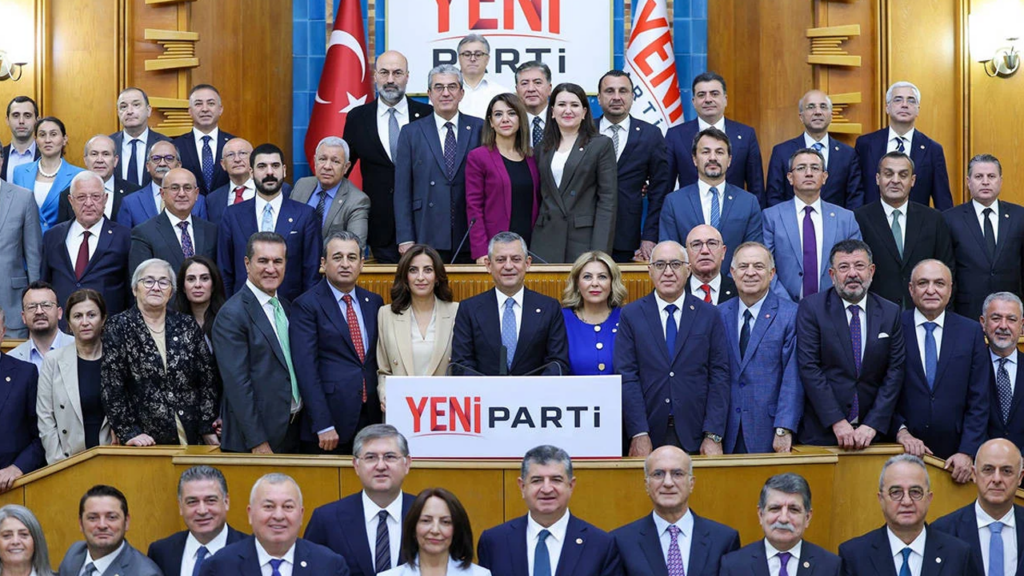 YENİ Parti’den Özgür Özel’e Tam Destek Açıklaması: 'Sımsıkı Arkasındayız'