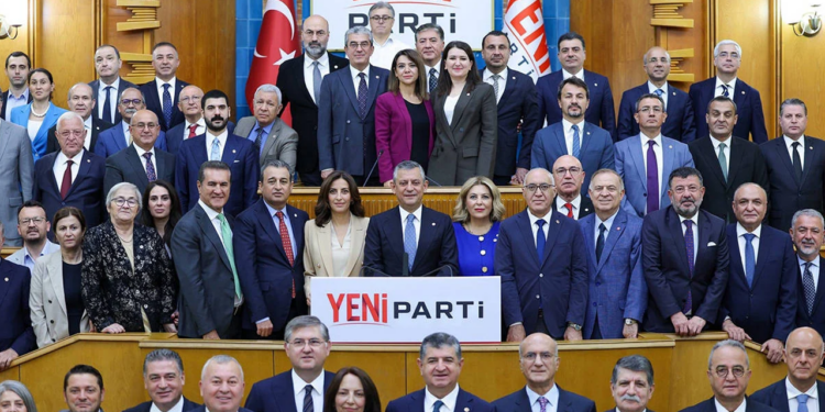 YENİ Parti’den Özgür Özel’e Tam Destek Açıklaması: 'Sımsıkı Arkasındayız'