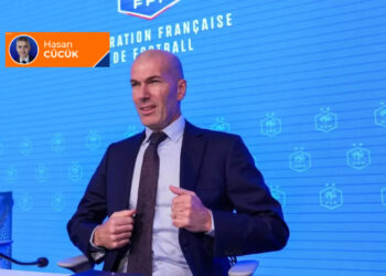 Zinedine Zidane: Marsilya’nın varoşlarından Fransa’nın zirvesine