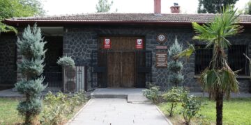 Amed’de bağımlılığa karşı mobil ekipler evleri ziyaret edecek