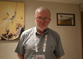 ETUCE Başkanı John MacGabhann: Güveni inşa edecek en güçlü gösterge Kürtçe’nin tanınmasıdır