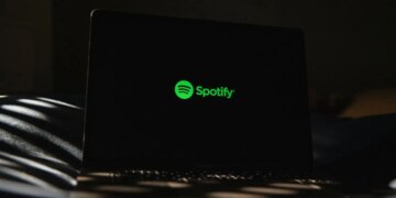 Spotify’dan çalma listelerine not ekleyebilme özelliği