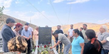 İkinci Barış Grubu üyesi Ali Şükran Aktaş mezarı başında anıldı