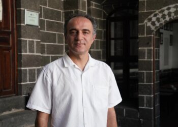 Sanatçı Yavuz Akkuzu: Abdullah Öcalan ile yeniyi beraber tartışalım