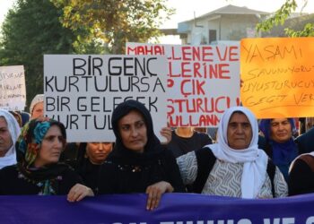 DEM Parti Ceyhan’dan uyuşturucu ve çetelere karşı mücadele çağrısı