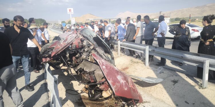 Wan-Colemêrg Karayolunda trafik kazası: Bir kişi yaşamını yitirdi