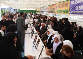 ‘Barışı onlara armağan edeceğiz’