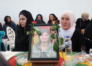 YJA-STAR’lı Hande Tekyurt’un taziyesini Kürdistanlı anneler kabul etti