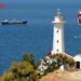 İzmir’in en uç noktasında saklanan el değmemiş cennet! Nergis kokulu sokakları ve turkuaz koyları ile Karaburun…