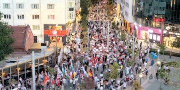 Bu yıl ilk kez yapılan festival yaklaşık 100 bin kişiyi sanatla buluşturdu: Kültürlü Porsuk…