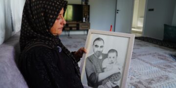 Eşi çocuklarının yanında katledildi: 9 kez göç ettik, çok acı çektik yine de barış diyoruz