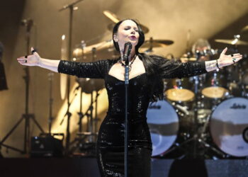 Şebnem Ferah’ın yeni konser tarihleri açıklandı