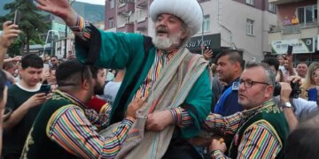 Kayyım şakası yapan ünlü oyuncu Müfit Can Saçıntı ifadeye çağrıldı
