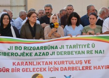 5 No’lu cezaevi önünde çağrı: 12 Eylül’le yüzleşmeden kalıcı barış mümkün değil