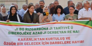 5 No’lu cezaevi önünde çağrı: 12 Eylül’le yüzleşmeden kalıcı barış mümkün değil