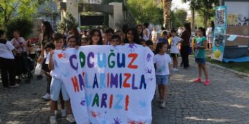 İzmir’de Çocuk Fest düzenlendi