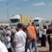 Nisêbîn’de 3 gündür elektrik yok: Yurttaşlar yolu trafiğe kapattı
